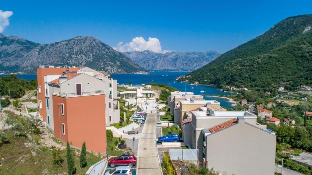 Lavender Bay Apartment F8 Donji Morinj Exteriér fotografie